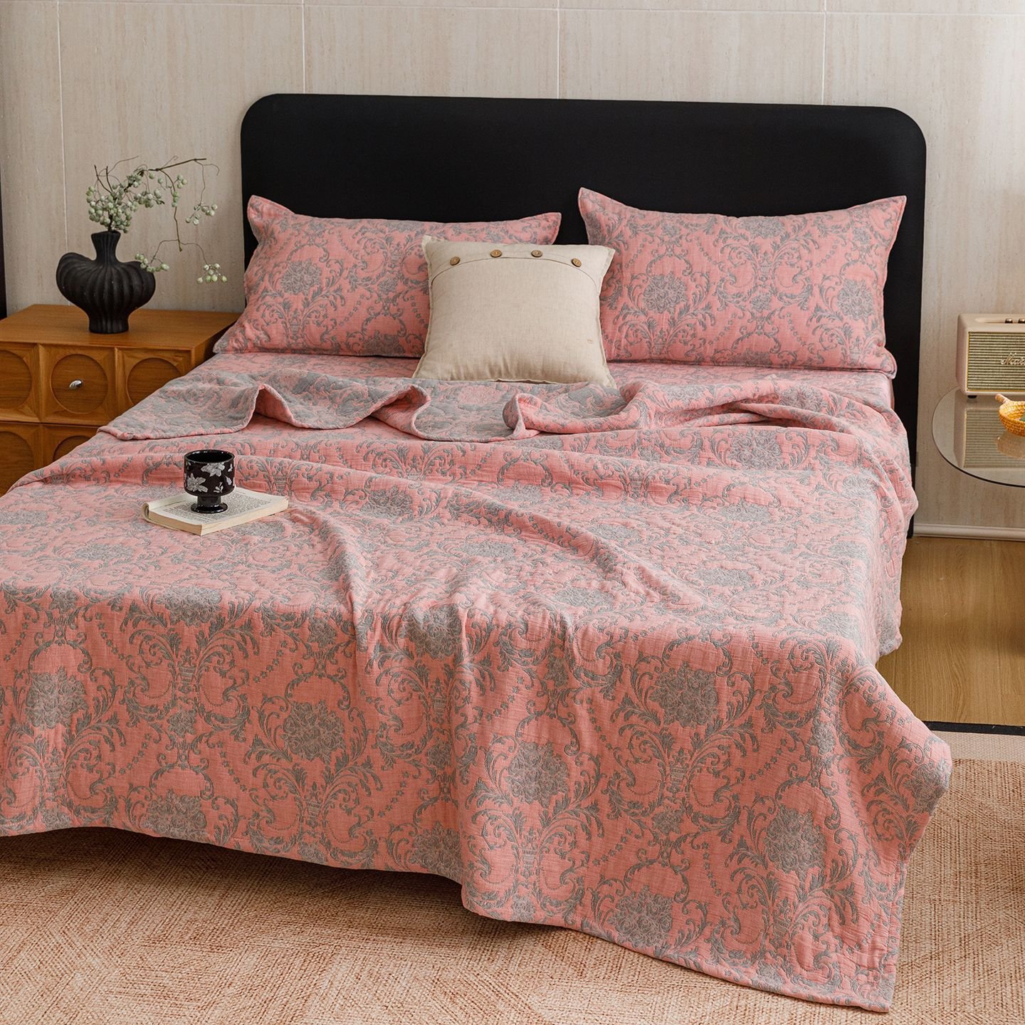 European Popular Jacquard Quilt - Image 3