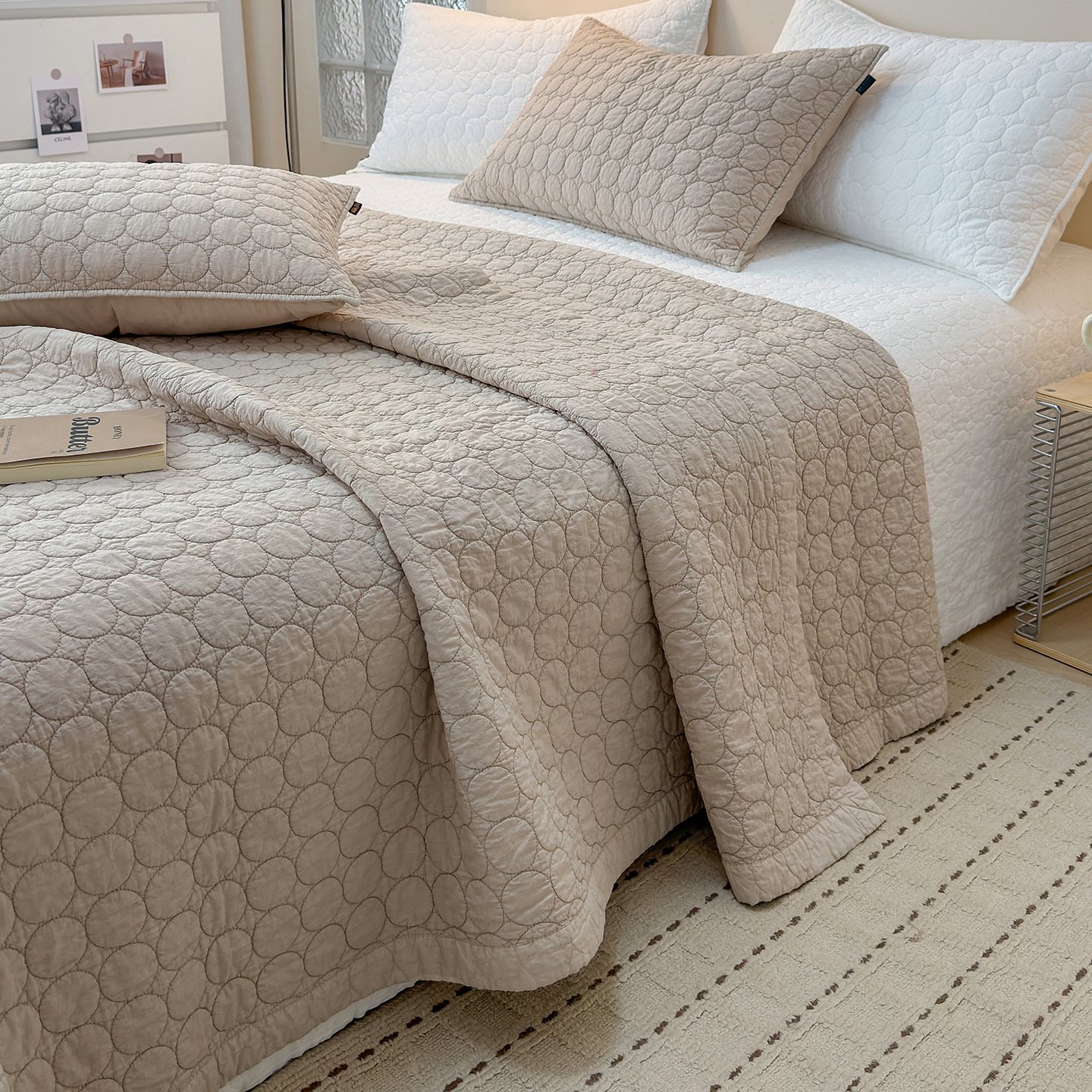 Solid Embroidery Stonewashed Quilted Bed Cover Set - Image 2