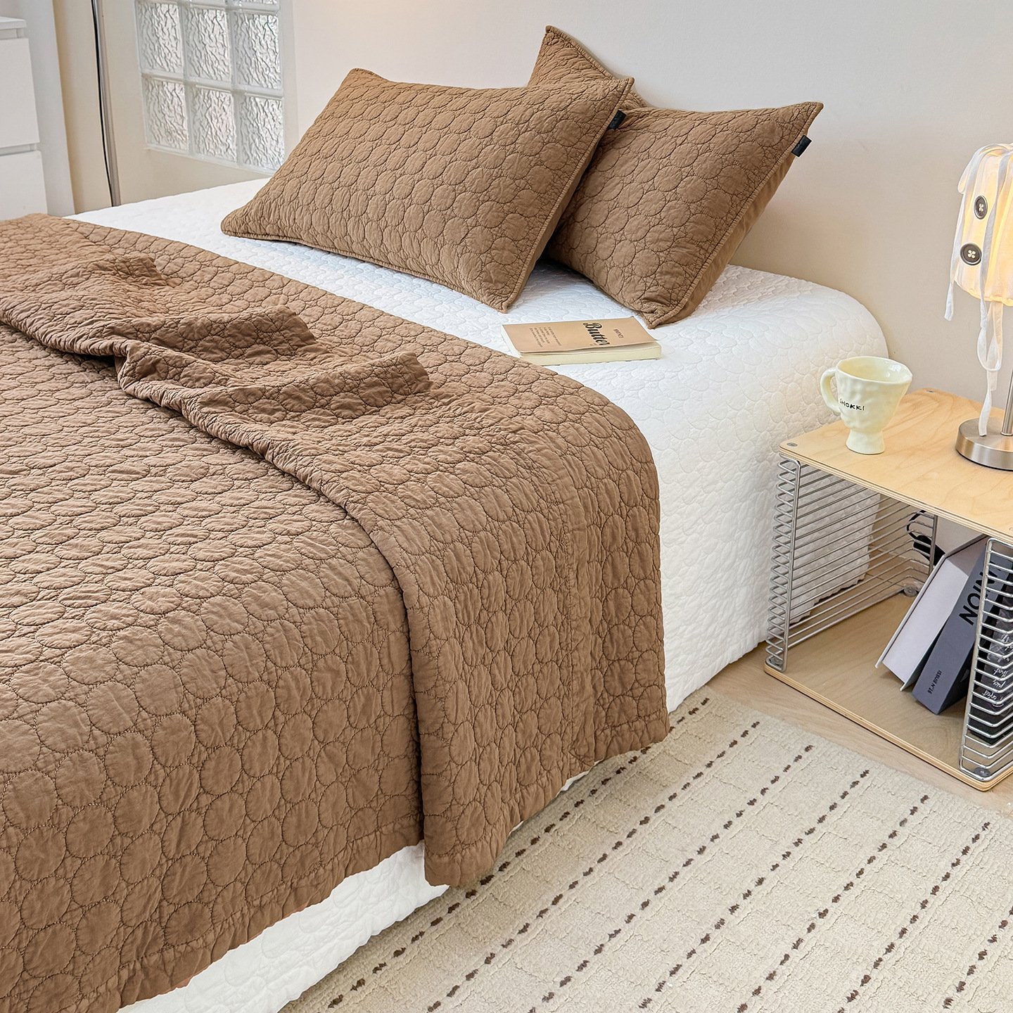 Solid Embroidery Stonewashed Quilted Bed Cover Set - Image 4