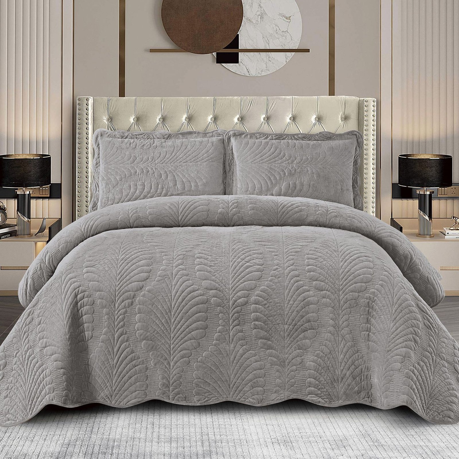 Velvet Embroidered Plain Quilt Three-Piece Set - Image 2
