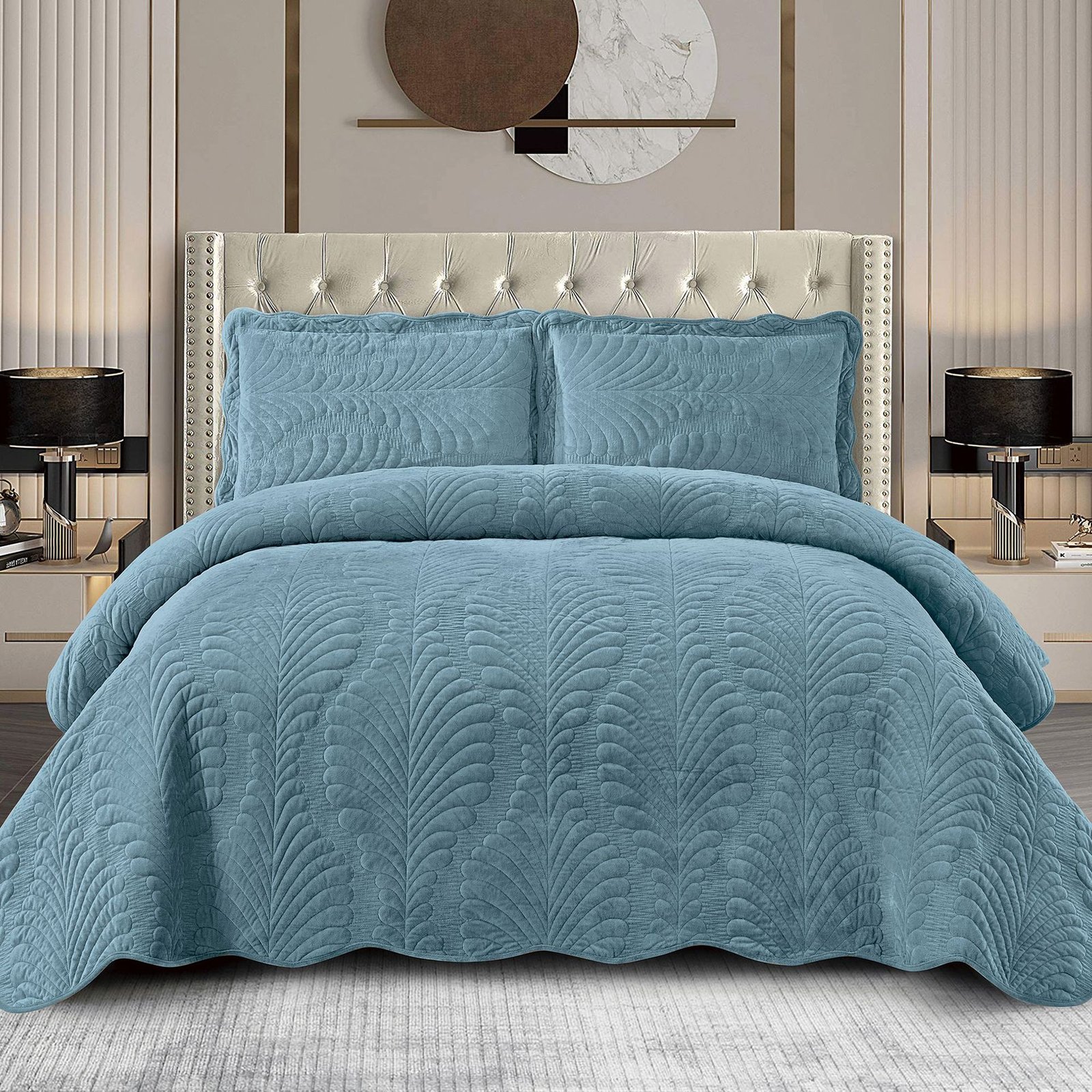 Velvet Embroidered Plain Quilt Three-Piece Set - Image 3